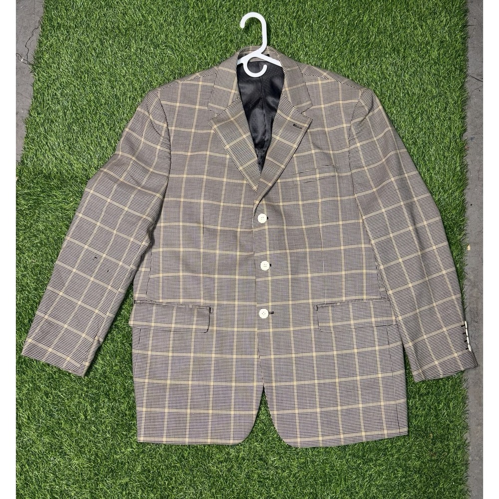 Vintage Mantoni Milan Italy 100% virgin wool 3 button blazer suit coat Men's: 44
